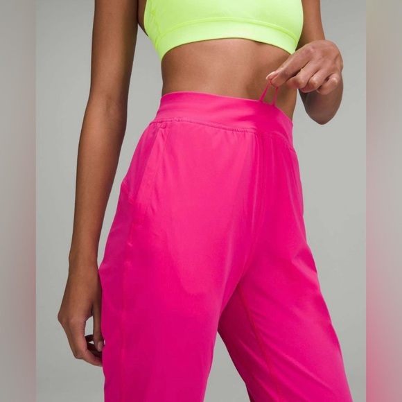 Lululemon Adapted State High-Rise Cropped Jogger 23" in Sonic Pink - Picture 2 of 6